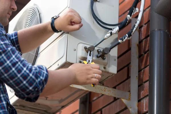Expert AC Repair Rowlett Technicians for All AC Brands