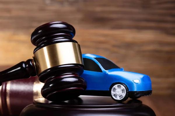 Essential Tips for Hiring the Right Car Accident Attorney