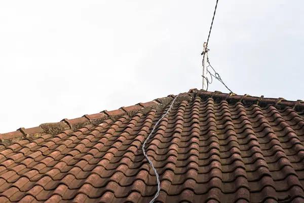Seattle Roofer Guide to Roof Maintenance and Long Term Savings